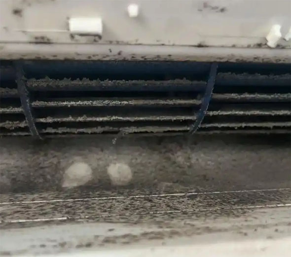 承德空调吹的风有股烧焦味是怎么回事